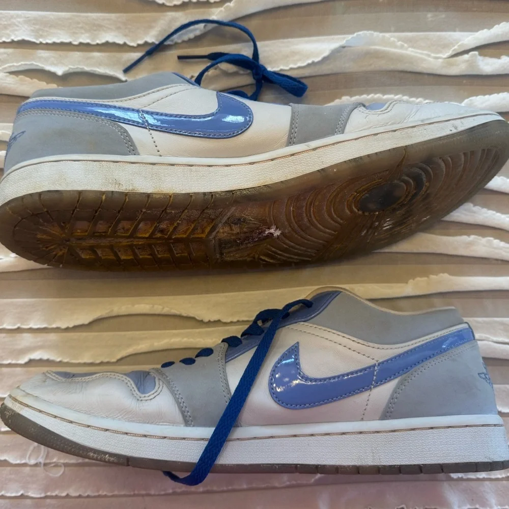 Air Jordan 1 Low SE Mighty Swooshers Nike Sneakers Men’s 11 Blue White Leather